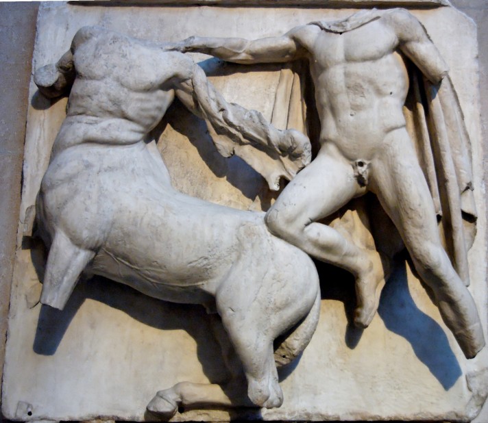 Неизвестный автор. Битва с кентавром. Панель фриза Пантеона. Около 447 – 433 г. до н.э. Мрамор. Британский музей, Лондон.